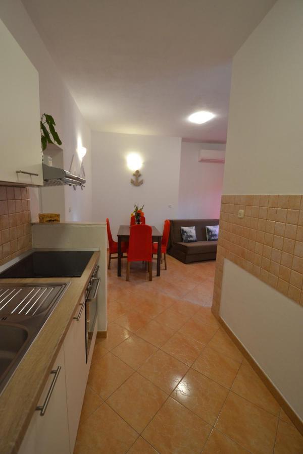 Apartmani Antonia Nakic -Stobrec Split Exterior foto